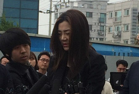 조현민, 경찰 출석… 울먹이는 목소리 “심려 끼쳐 죄송” 반복